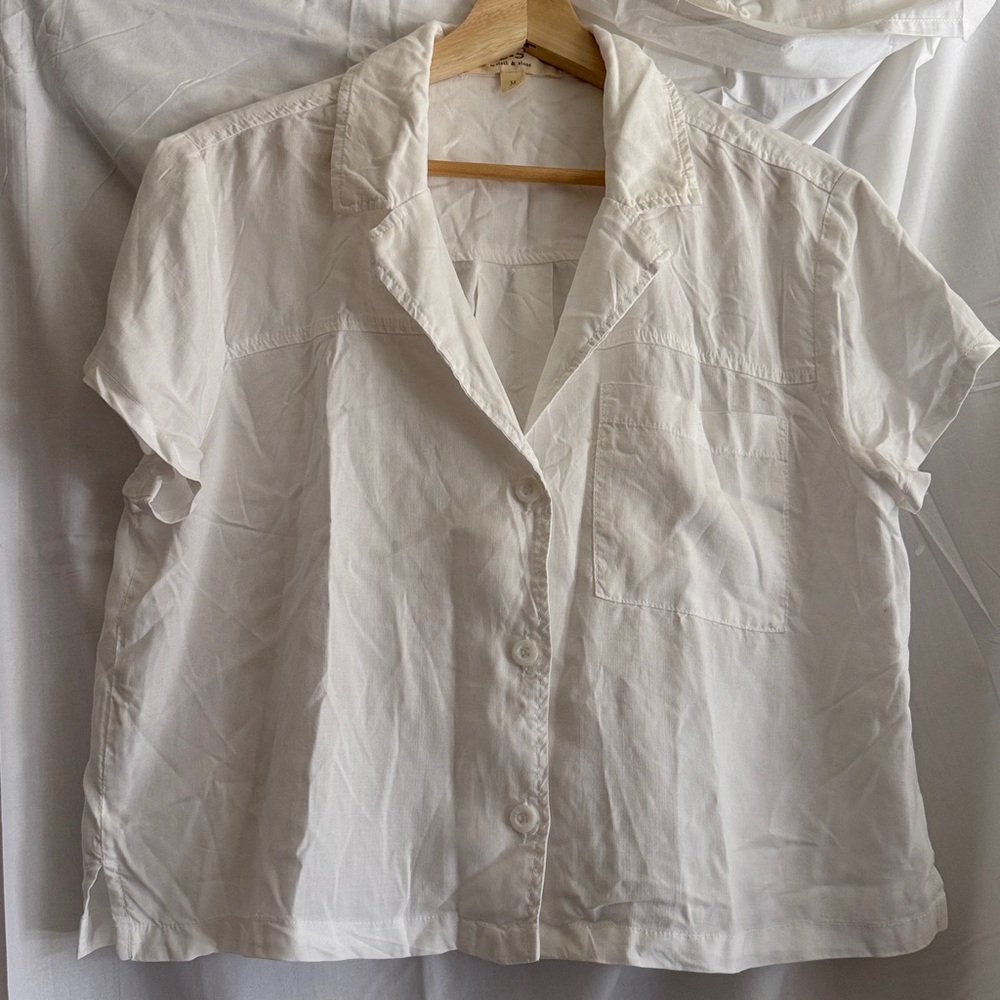 Anthropologie x Cloth & Stone  White Short Sleeve Button-Up Shirt size medium